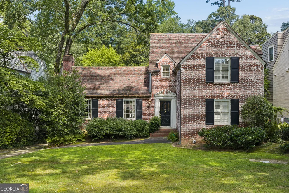 Unit for sale at 2782 N Hills Drive NE, Atlanta, GA 30305