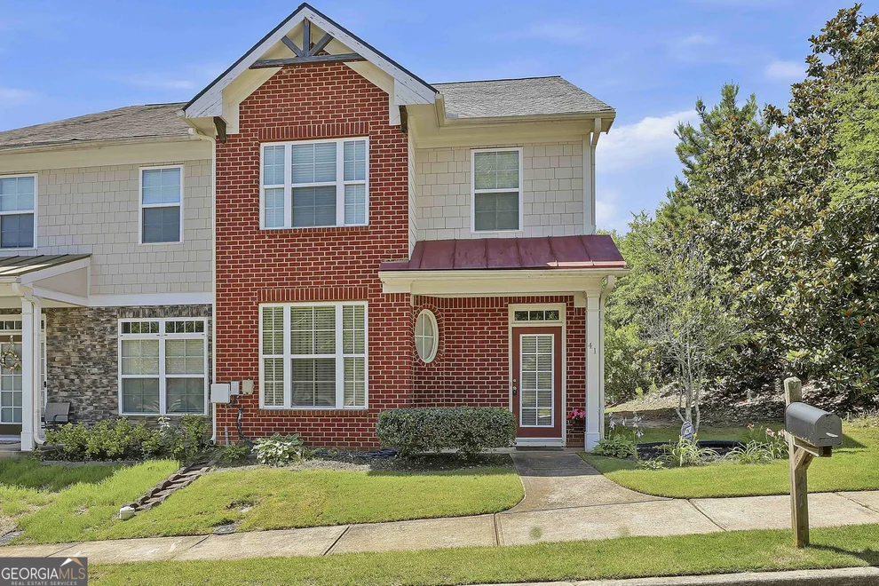 Unit for sale at 41 Newnan Lakes Drive, Newnan, GA 30263