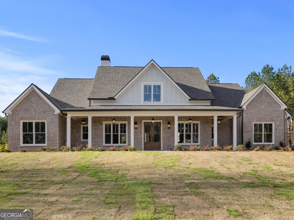Unit for sale at 172 Iroquois Court, Covington, GA 30014
