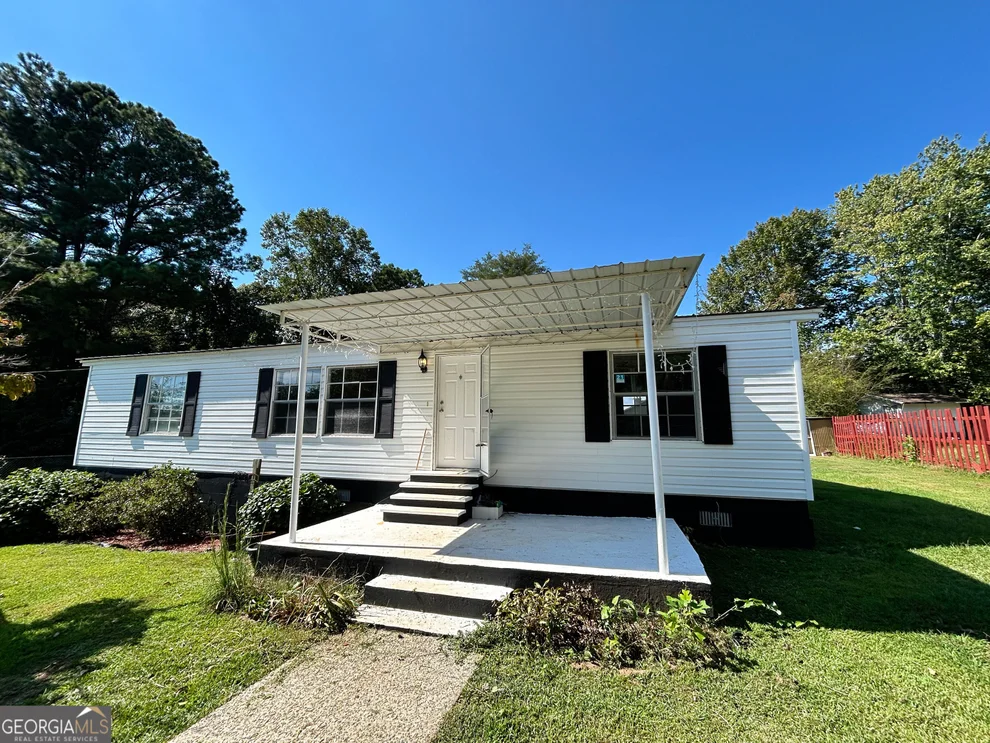 Unit for sale at 5019 Dicks Hill Parkway, Mount Airy, GA 30563