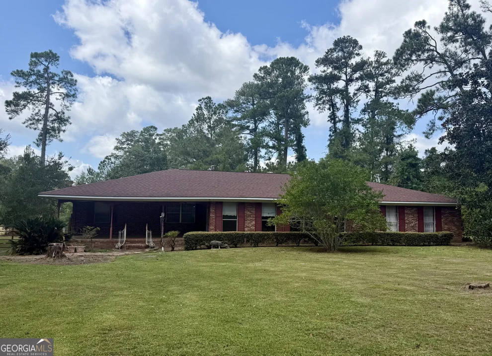 Unit for sale at 910 W Ogeechee Street, Sylvania, GA 30467