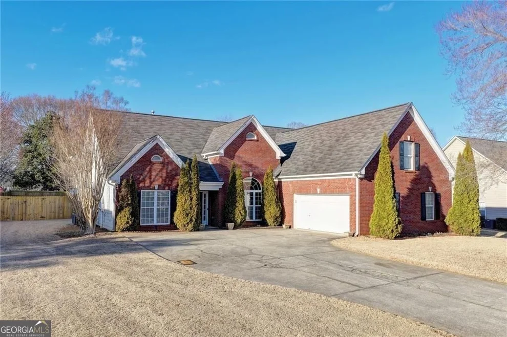 Unit for sale at 8415 Meadowgrove Lane, Gainesville, GA 30506