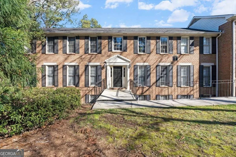 Unit for sale at 1101 Collier Road NW, Atlanta, GA 30318