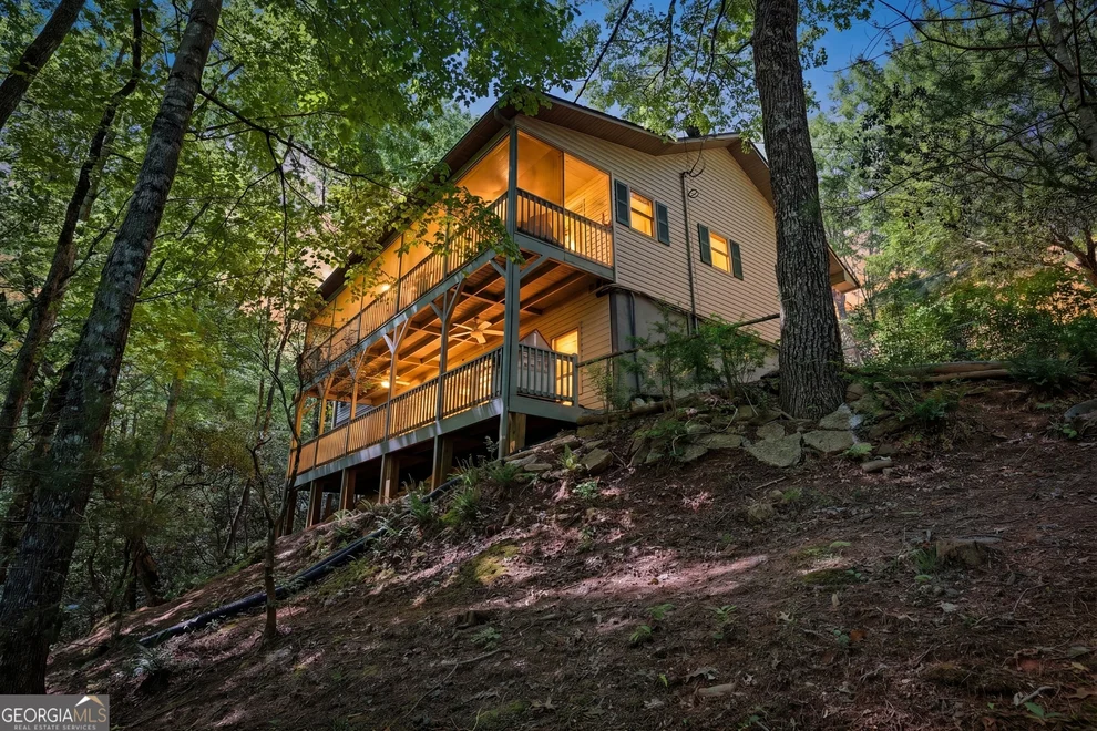 Unit for sale at 584 Battle Branch Vistas Drive, Franklin, NC 28734