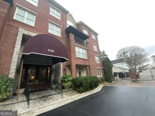Unit for sale at 1735 Peachtree Street NE, Atlanta, GA 30309