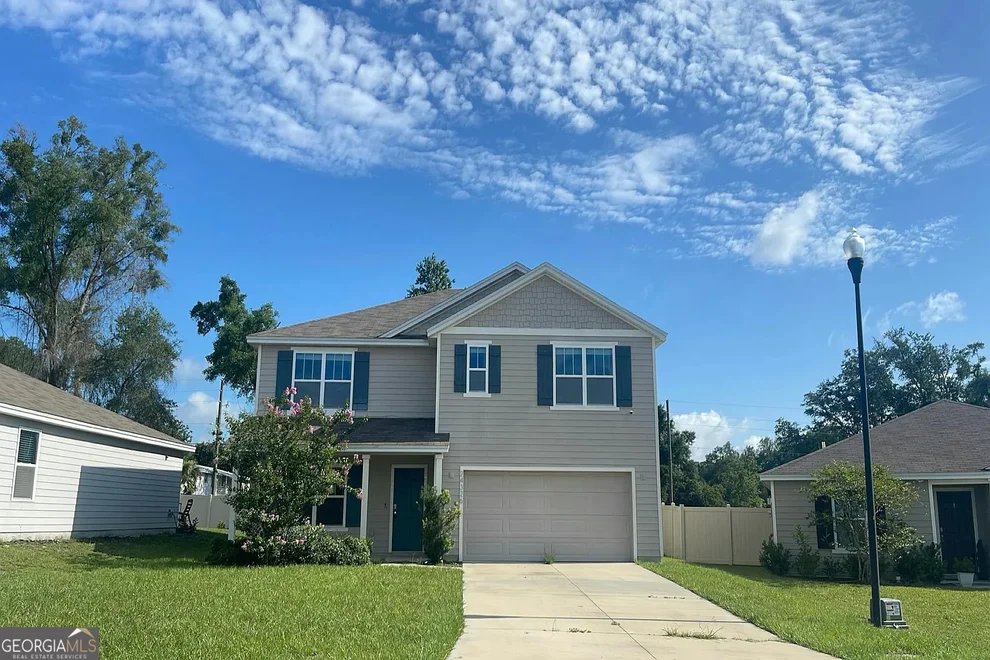 Unit for sale at 24326 NW 8th Place, Newberry, FL 32669