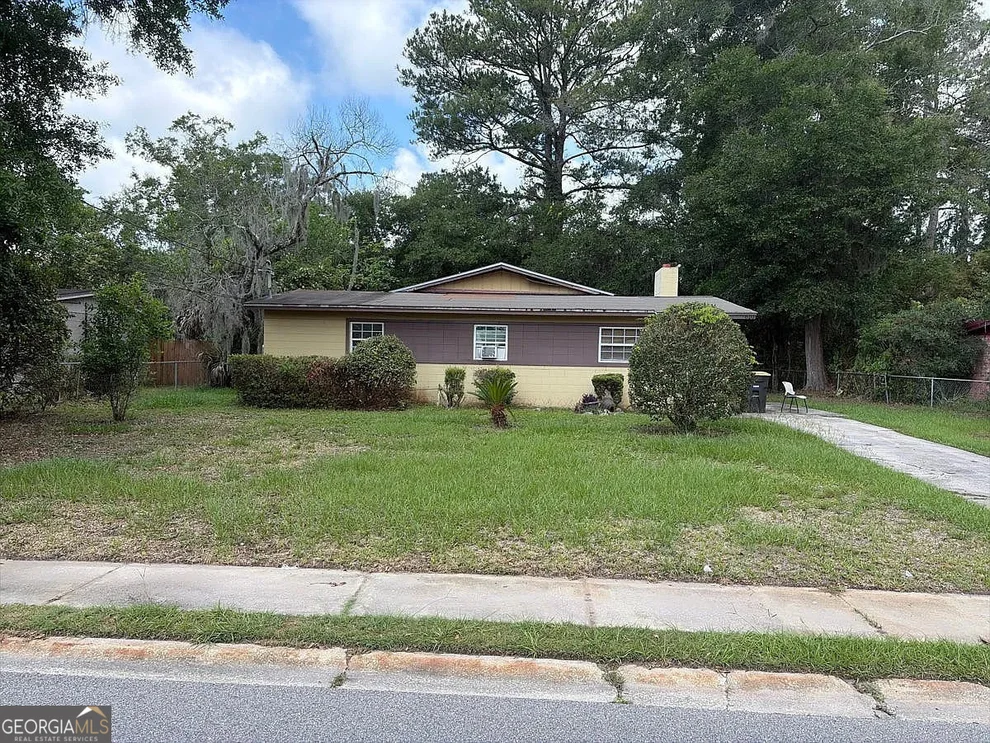 Unit for sale at 8610 Howell Drive, Jacksonville, FL 32208