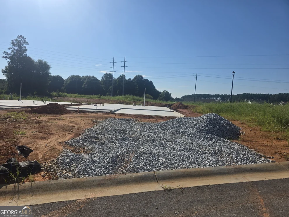 Unit for sale at 11 Harper Lane, Winder, GA 30680