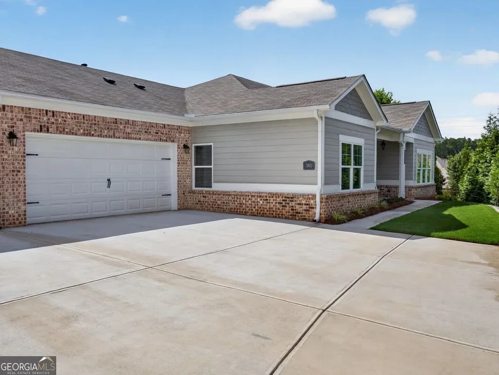 Unit for sale at 3800 Shelleydale Drive, Powder Springs, GA 30127