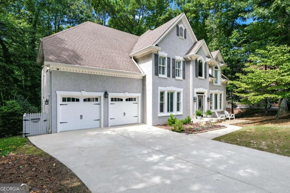 Unit for sale at 1053 Longwood Drive, Woodstock, GA 30189