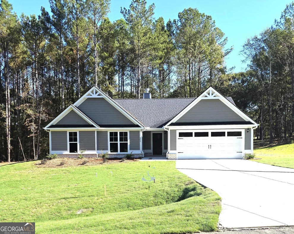 Unit for sale at 360 River Birch Lane, Colbert, GA 30628