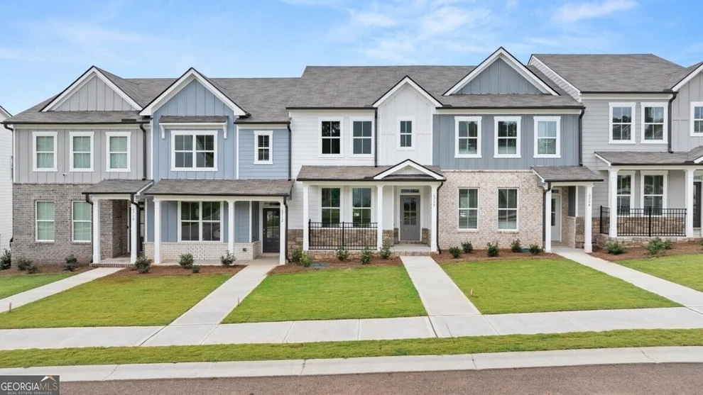 Unit for sale at 6708 Leigh Street, Flowery Branch, GA 30542