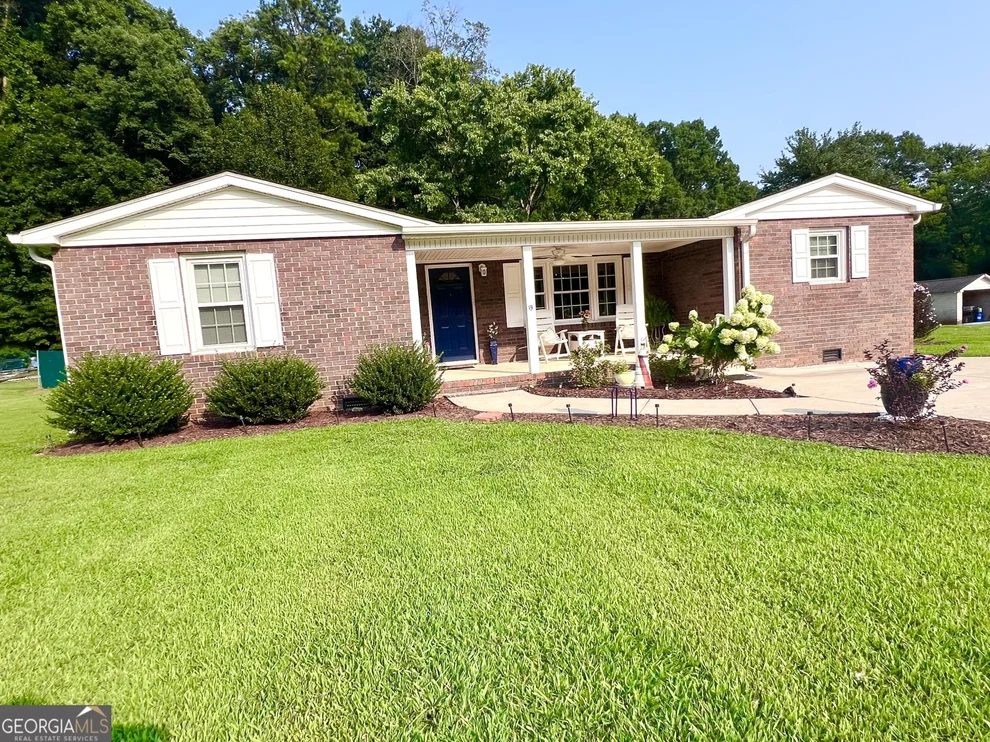 Unit for sale at 1517 Cave Spring Road SW, Rome, GA 30161