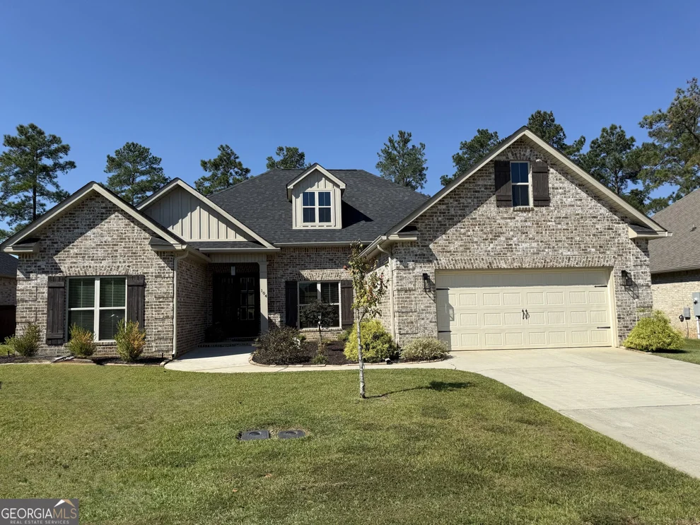 Unit for sale at 104 Gracetree Way, Kathleen, GA 31047