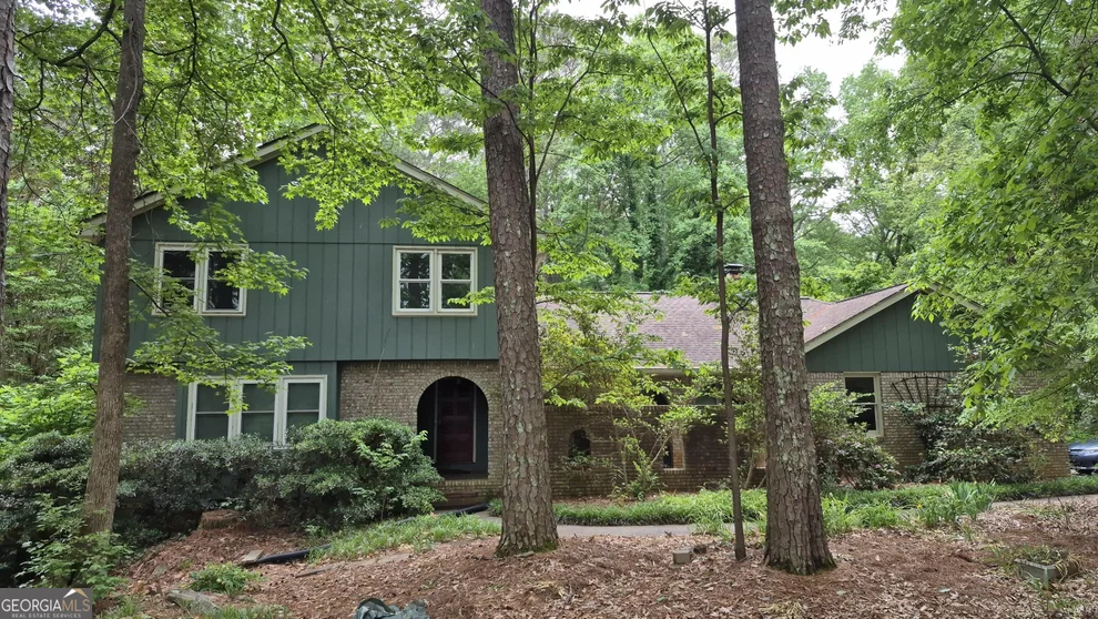 Unit for sale at 3097 Jodeco Drive, Jonesboro, GA 30236