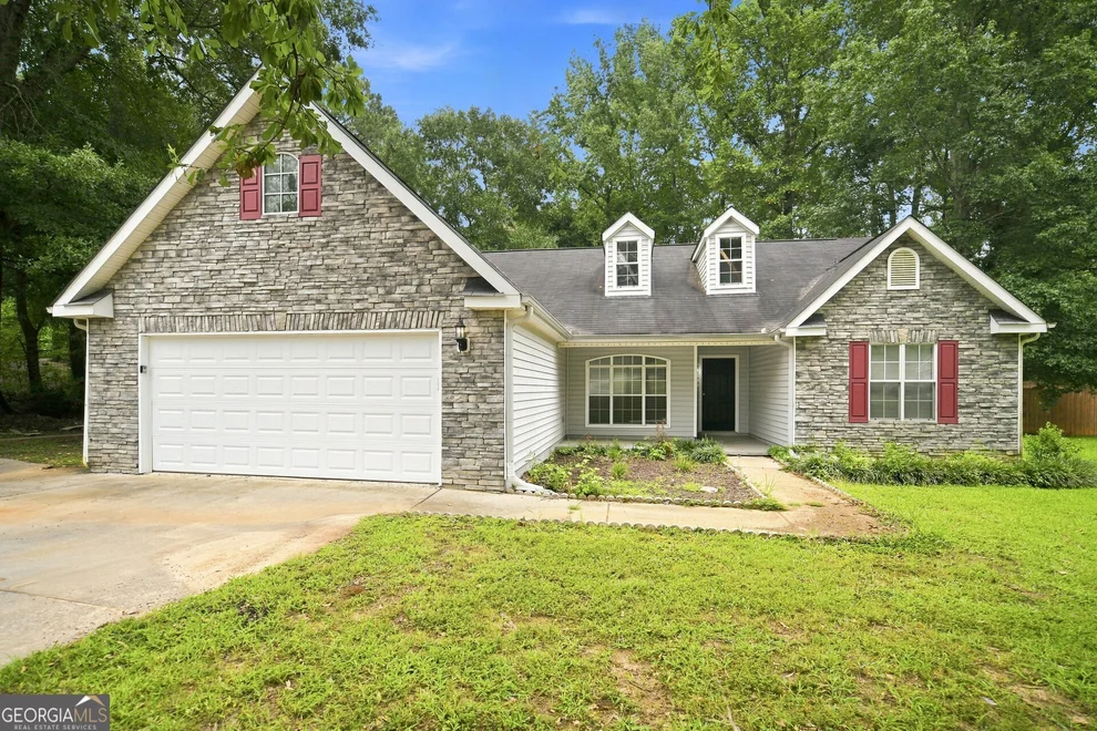 Unit for sale at 125 River View Court, Hampton, GA 30228