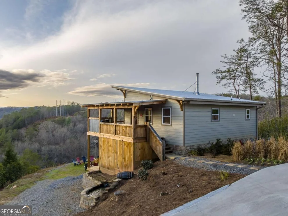 Unit for sale at 21 Riverview Circle, Blue Ridge, GA 30513