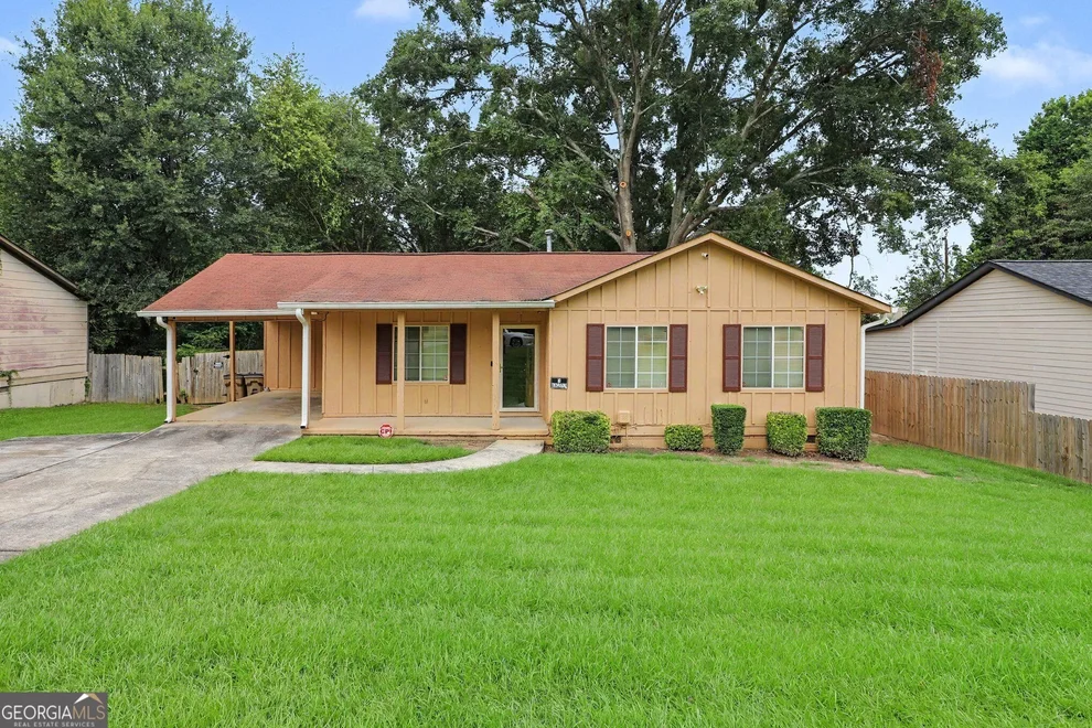 Unit for sale at 259 Deerfield Drive, Jonesboro, GA 30238
