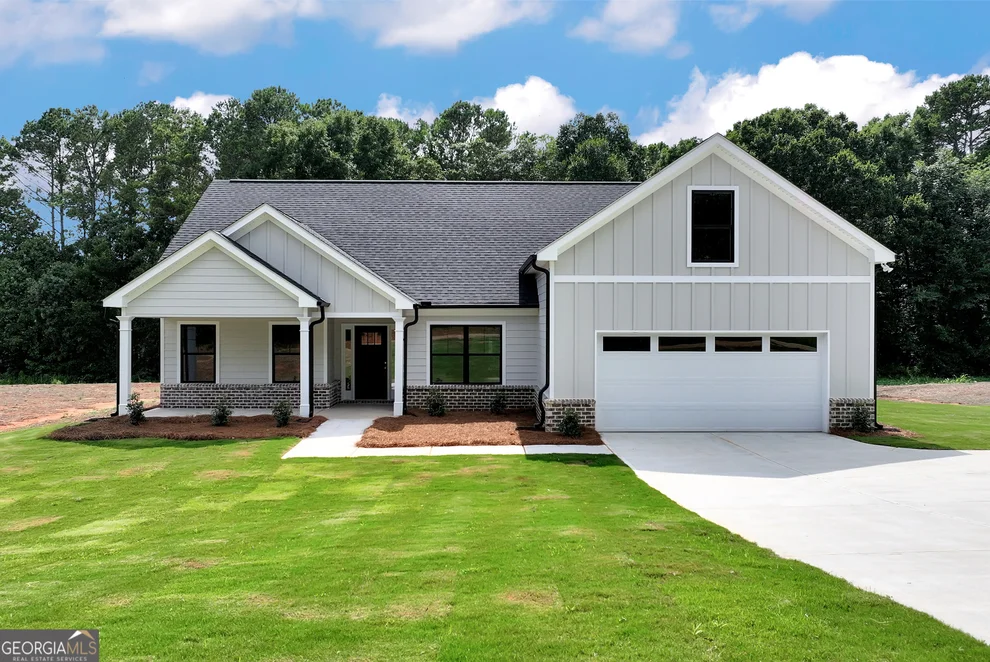 Unit for sale at 416 Myles Way, Winder, GA 30680