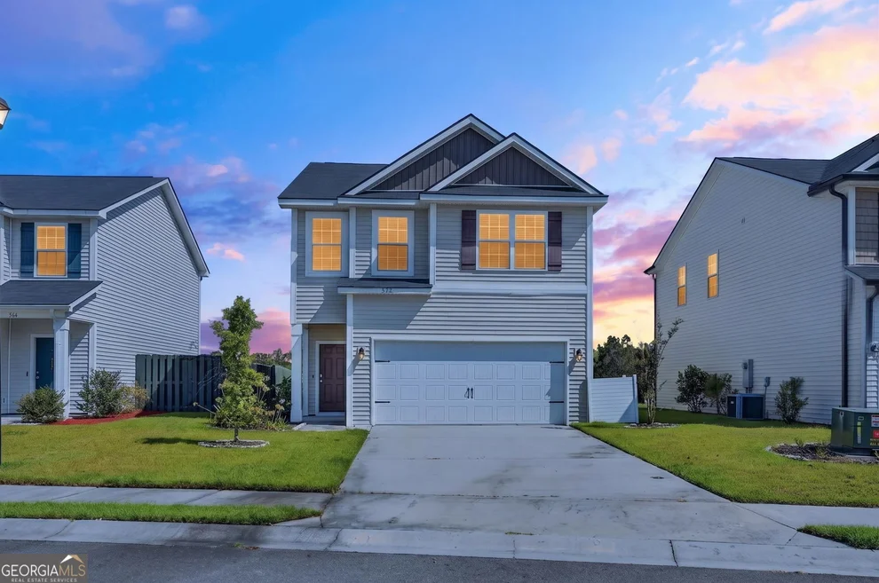 Unit for sale at 572 Brightleaf Circle, Hinesville, GA 31313