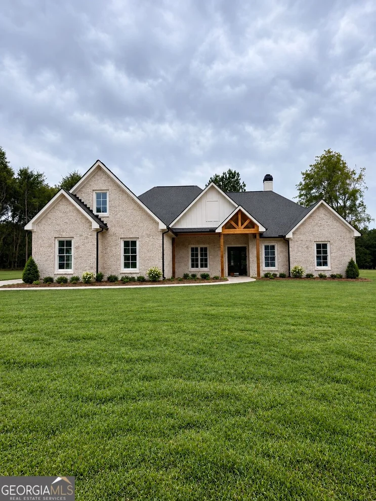 Unit for sale at 132 Iroquois Court, Covington, GA 30014