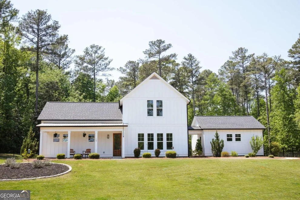 Unit for sale at 107 Harvest Way, Winterville, GA 30683