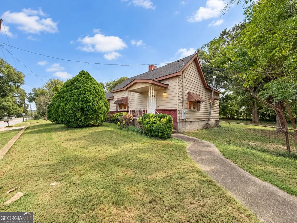 Unit for sale at 1765 Spring Street NE, Conyers, GA 30012