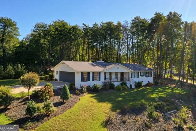 Unit for sale at 226 Hiawatha Road, Cornelia, GA 30531
