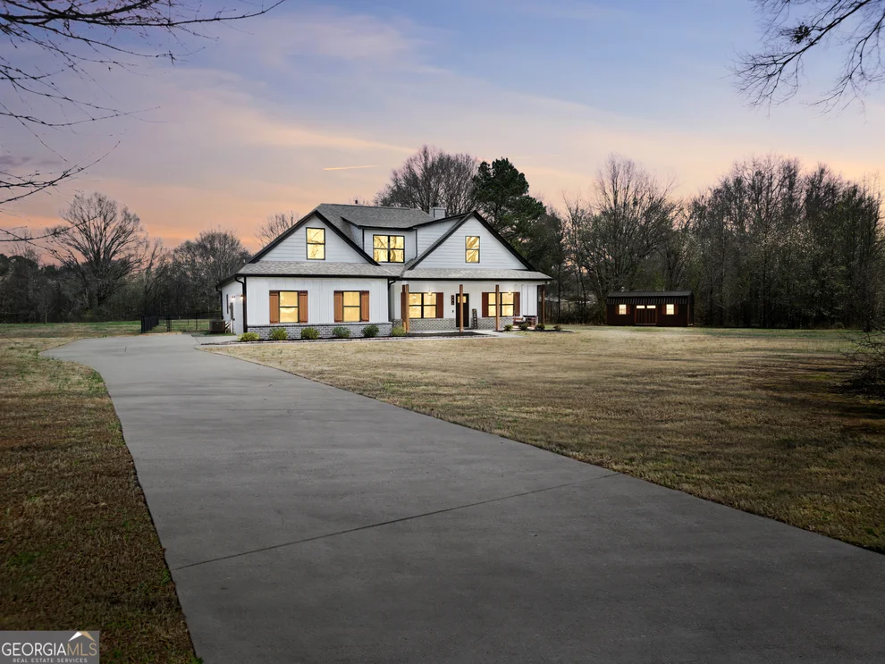 Unit for sale at 351 Savannah Drive, Mansfield, GA 30055