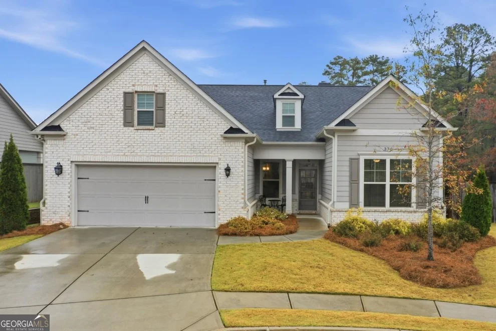 Unit for sale at 370 Kenmure Court SW, Marietta, GA 30060