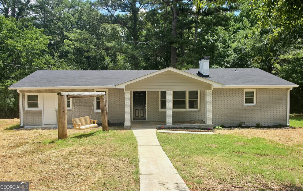 Unit for sale at 853 Moon Bridge Road, Winder, GA 30680