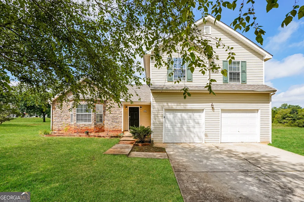 Unit for sale at 513 Easton Drive, Locust Grove, GA 30248