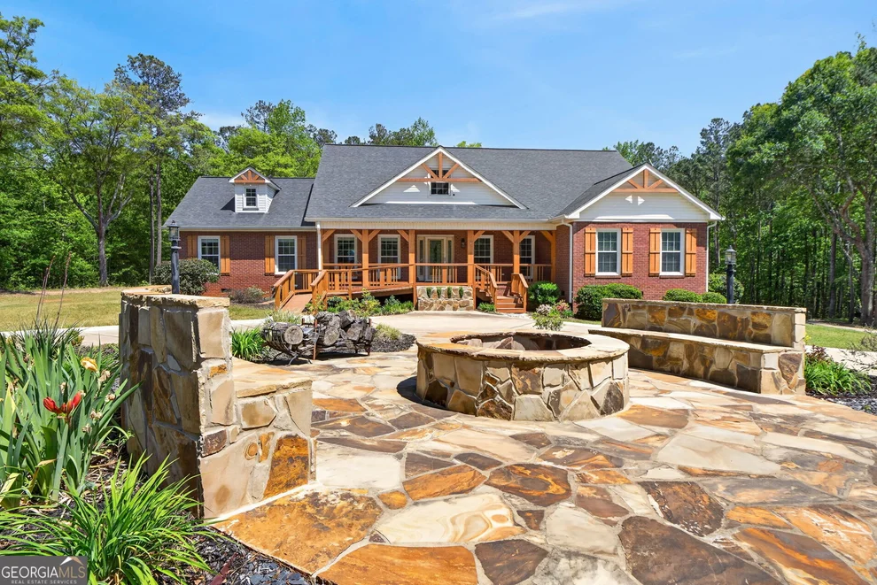 Unit for sale at 916 Highway 36 W, Barnesville, GA 30204