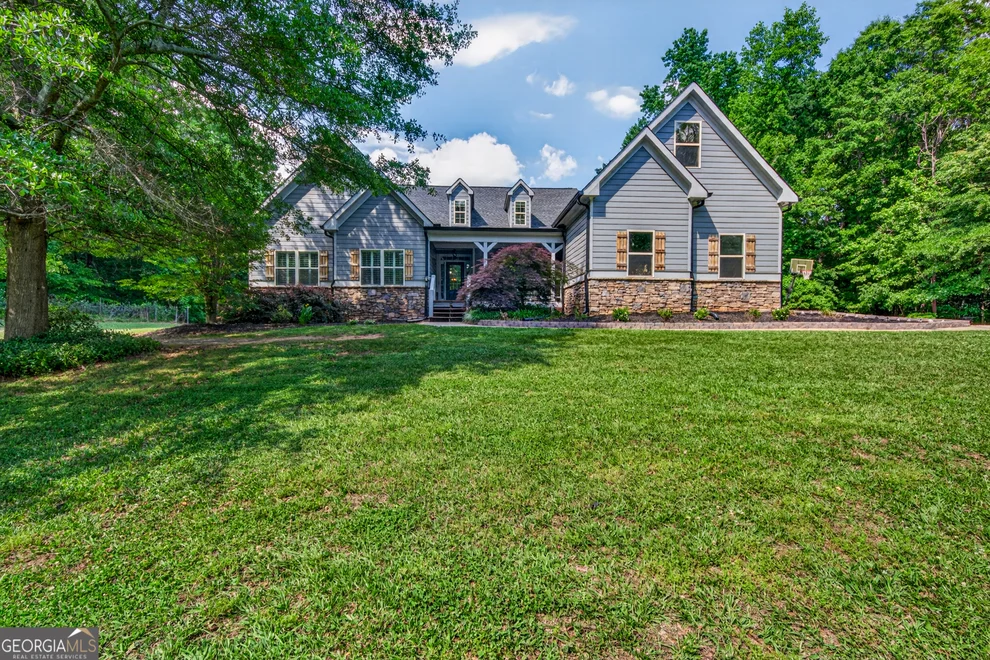 Unit for sale at 135 Canters Run, Homer, GA 30547