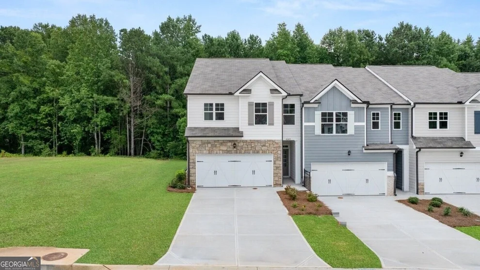 Unit for sale at 6649 Parsons Street, Flowery Branch, GA 30542
