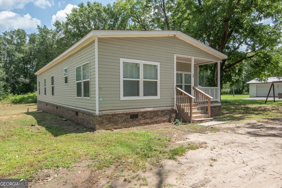 Unit for sale at 196 Dogwood Lane, Woodbury, GA 30293