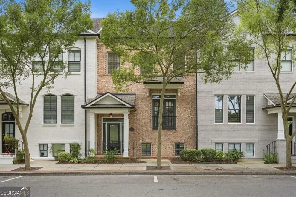 Unit for sale at 372 Suwanee Avenue, Suwanee, GA 30024