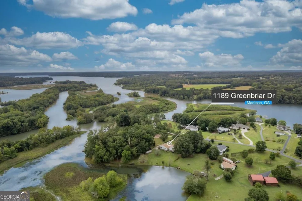 Unit for sale at 1180 Green Briar Drive, Madison, GA 30650
