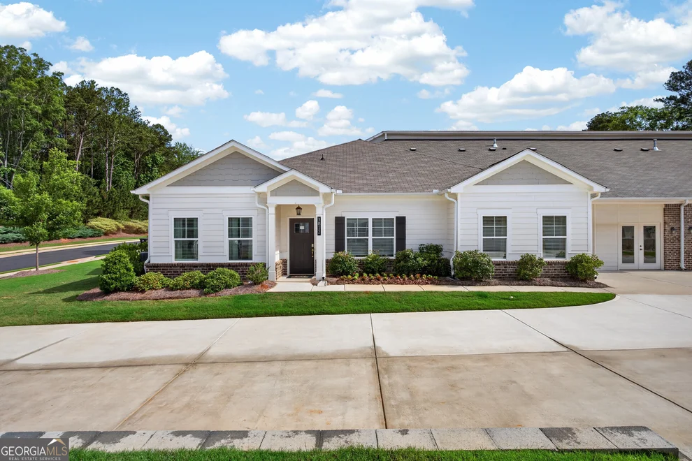 Unit for sale at 3908 SHELLEYDALE Drive, Powder Springs, GA 30127