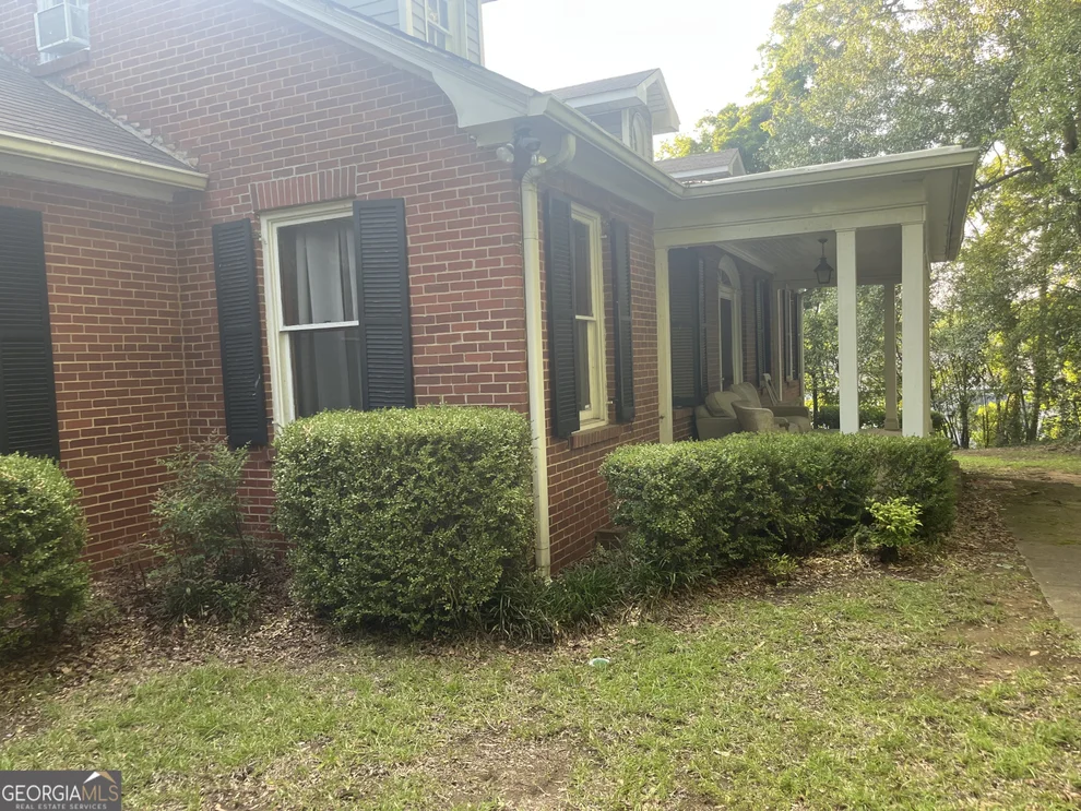 Unit for sale at 400 N Jefferson Street, Milledgeville, GA 31061