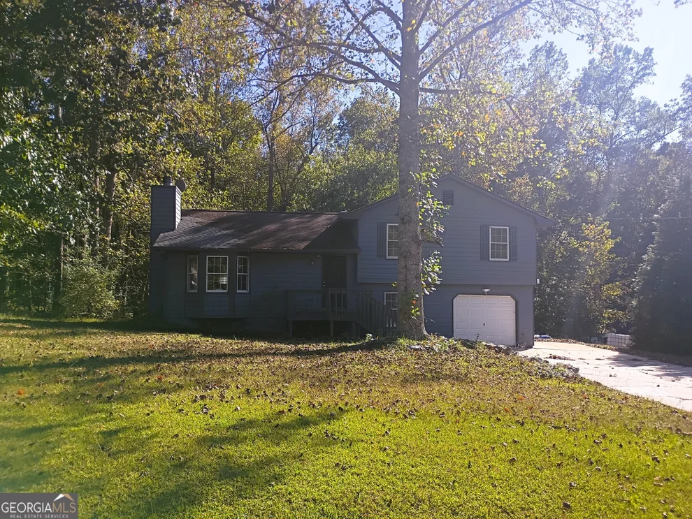 Unit for sale at 142 Tyler Lane, Carrollton, GA 30117