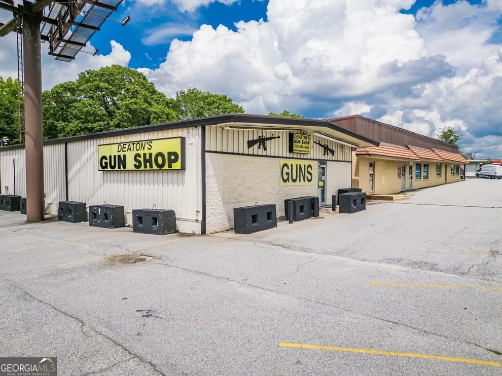 Unit for sale at 4588 ATLANTA Highway, Loganville, GA 30052