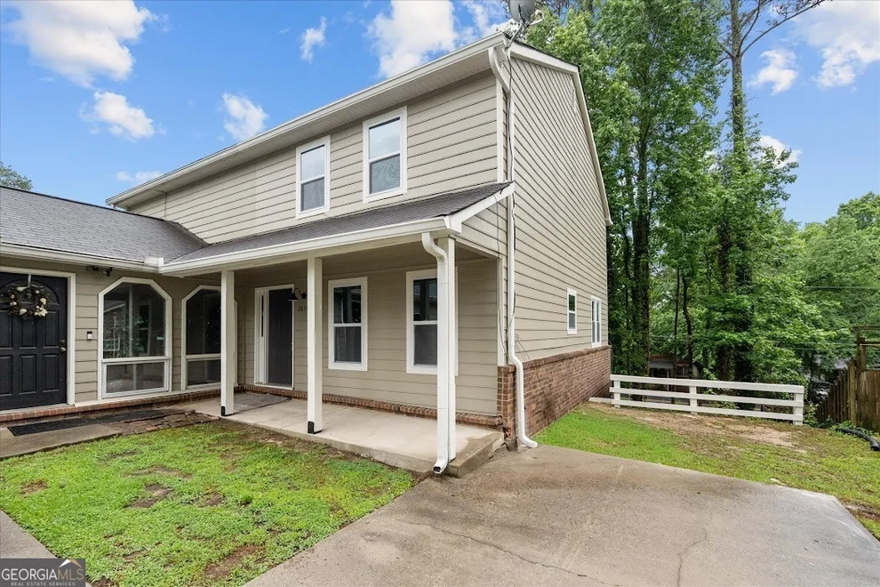 Unit for sale at 2635 Picardy Circle S, College Park, GA 30349