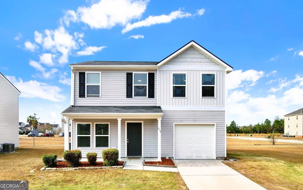 Unit for sale at 213 Barbour Lane, Hinesville, GA 31313