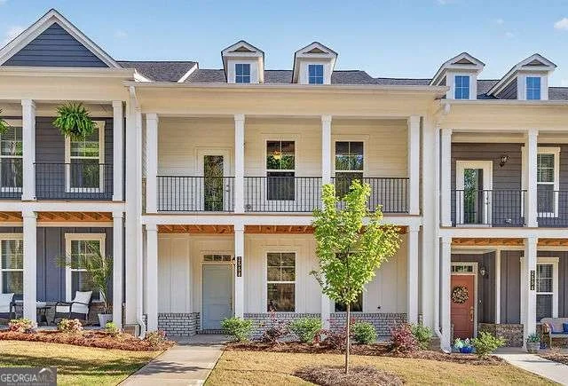 Unit for sale at 2562 Harbor Ridge Pass, Gainesville, GA 30507