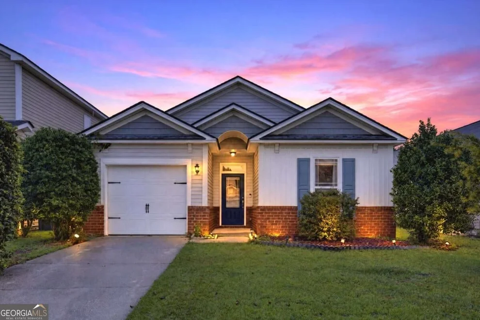 Unit for sale at 198 Chapel Lake S, Savannah, GA 31419