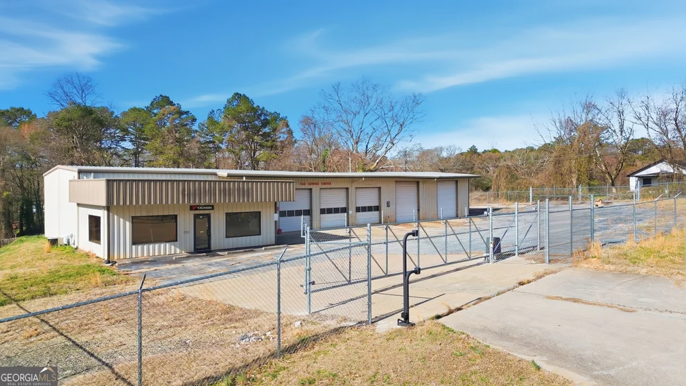 Unit for sale at 36 Mize Road, Toccoa, GA 30577