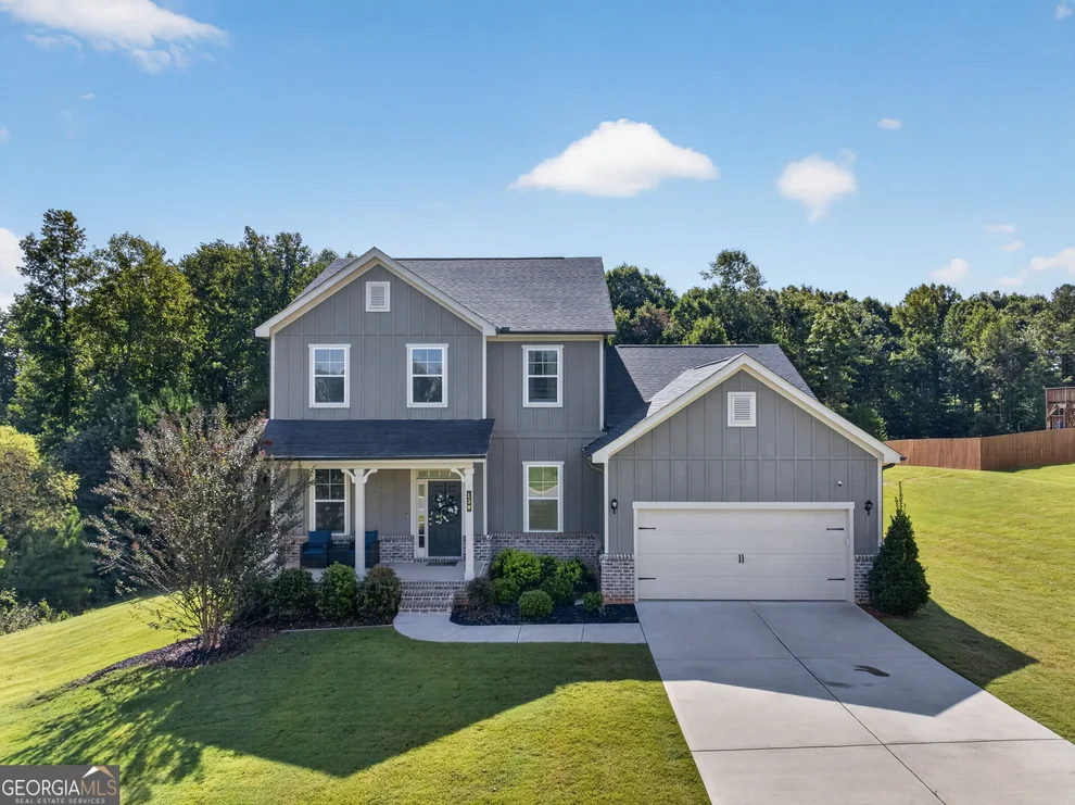 Unit for sale at 130 Peachwood Lane, Homer, GA 30547