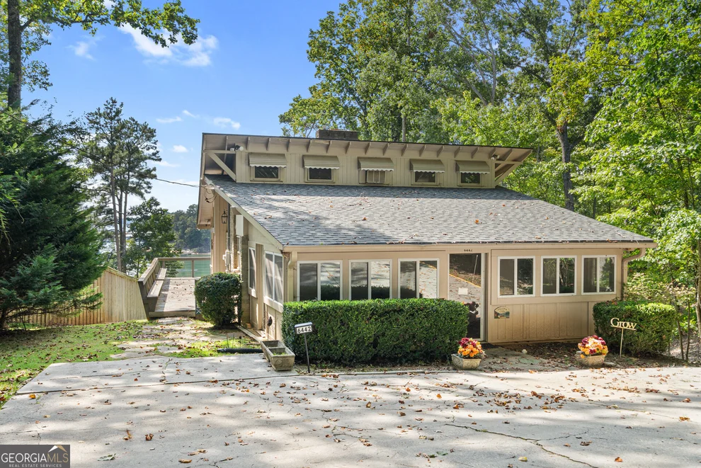 Unit for sale at 6442 Ford Road, Flowery Branch, GA 30542