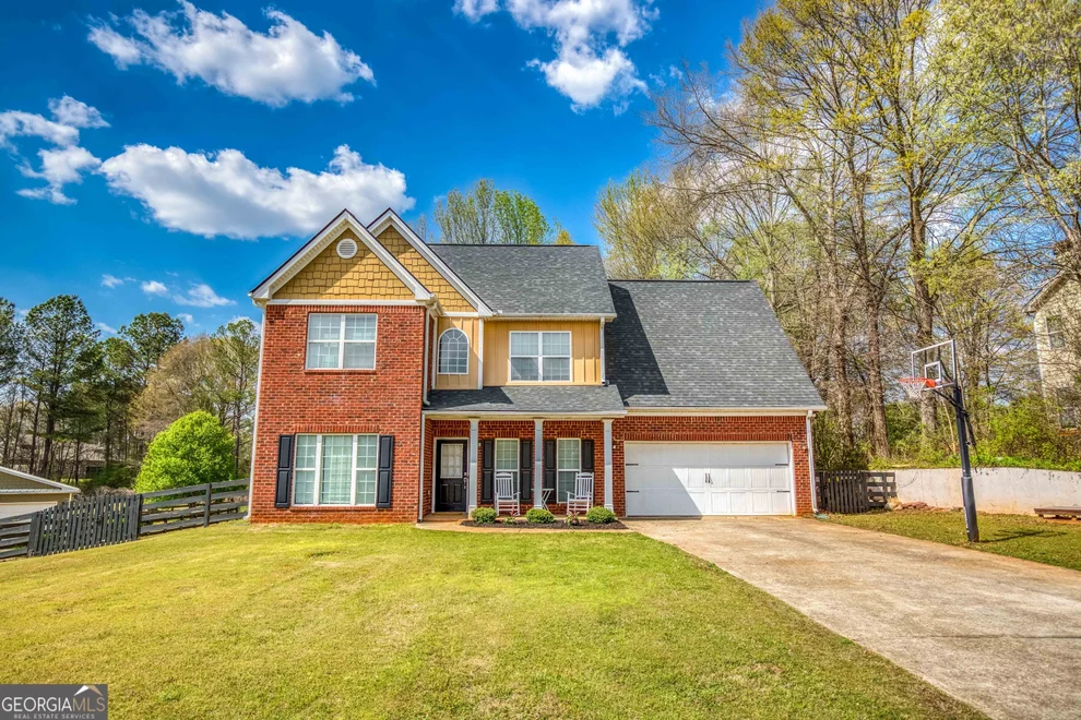 Unit for sale at 303 McKendree Court, Bethlehem, GA 30620